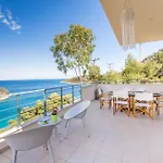 Spacious By The Sea Villa Pefkali