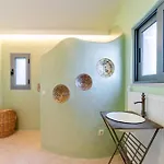 Spacious By The Sea Pefkali