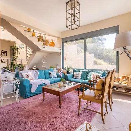 Spacious By The Sea
