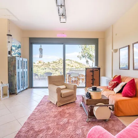 Villa Spacious By The Sea Pefkali