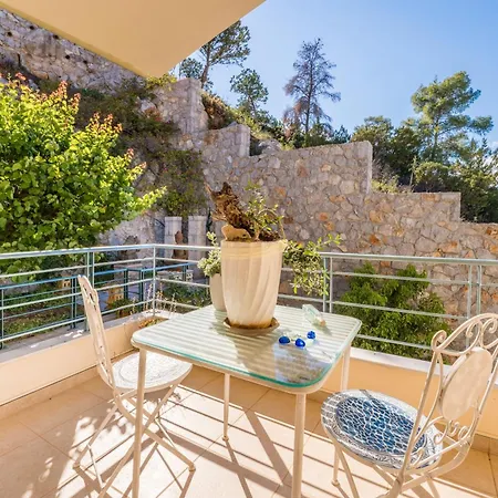 Spacious By The Sea Villa Pefkali