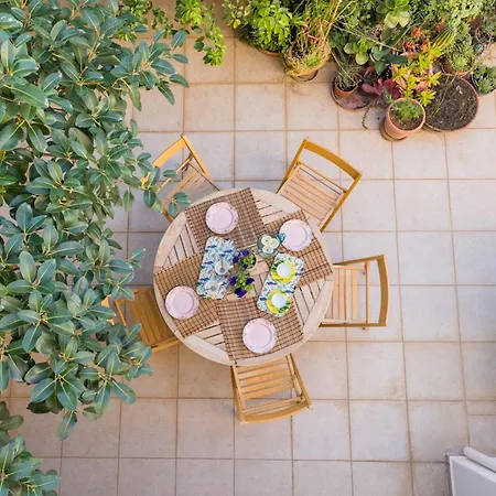 Вилла Spacious By The Sea
