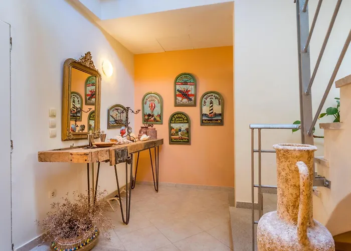 Villa Spacious By The Sea *