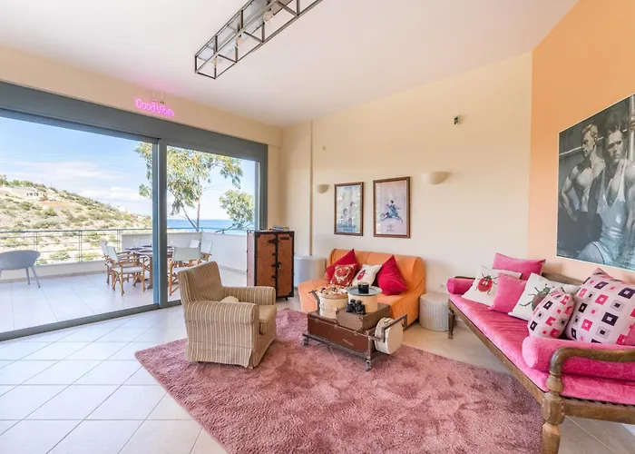 Villa Spacious By The Sea Pefkali