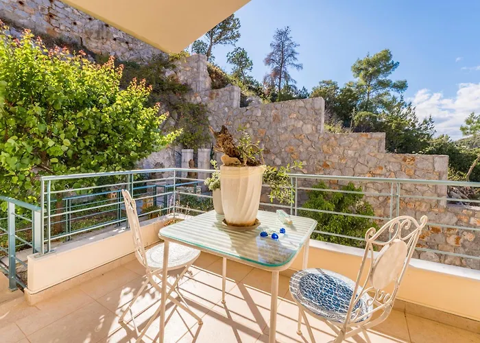 Spacious By The Sea Villa Pefkali